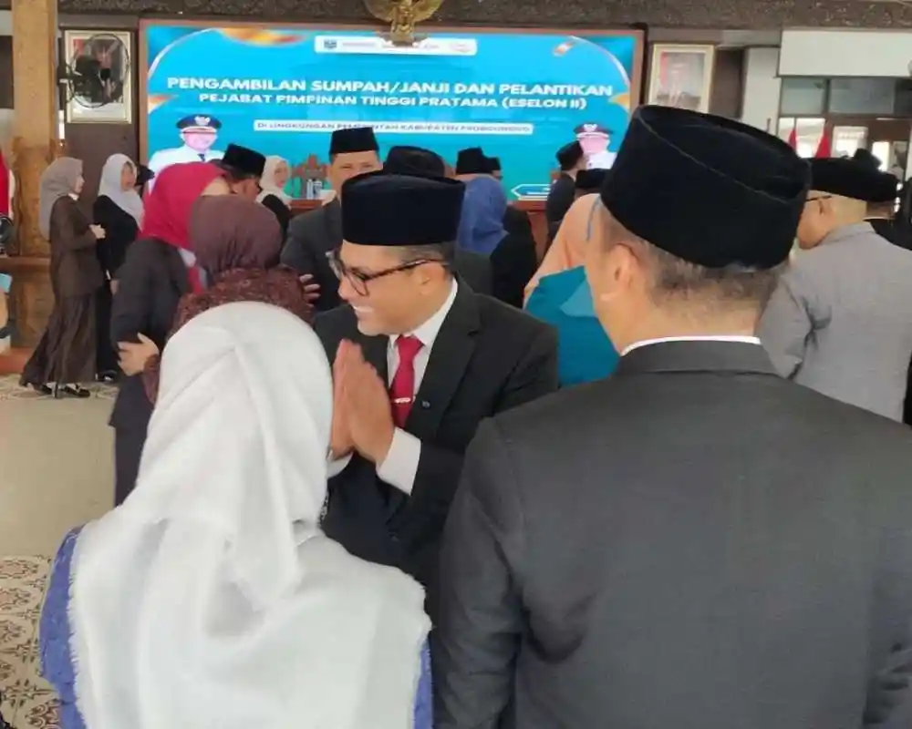Bupati Probolinggo Luruskan Pernyataan Soal “Menernak Media”: Teguran untuk Pejabat Nakal, Bukan untuk Jurnalis dan LSM