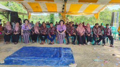 Makan Bersama dan Tumpeng Raksasa, Warga Ngepon Nikmati Kebahagiaan Kolektif