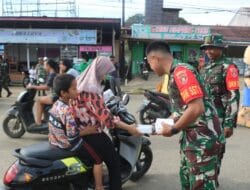 Ramadhan Penuh Berkah, SIMADA Turun Gunung Bersama Satgas TMMD dan Persit Berbagi Takjil di Linggang Bigung
