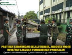 Pastikan Lingkungan Selalu Bersih, Anggota Kodim 0906/Kkr Lakukan Pembersihan Pangkalan