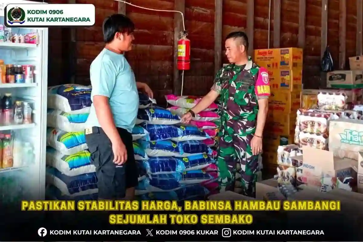 Pastikan Stabilitas Harga, Babinsa Hambau Sambangi Sejumlah Toko Sembako