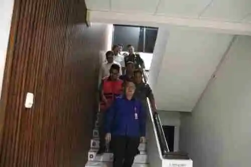 KEJATI SULUT TETAPKAN DUA TERSANGKA KORUPSI TAMBANG PT HWR, KERUGIAN NEGARA DAN LINGKUNGAN CAPAI RP45 MILIAR