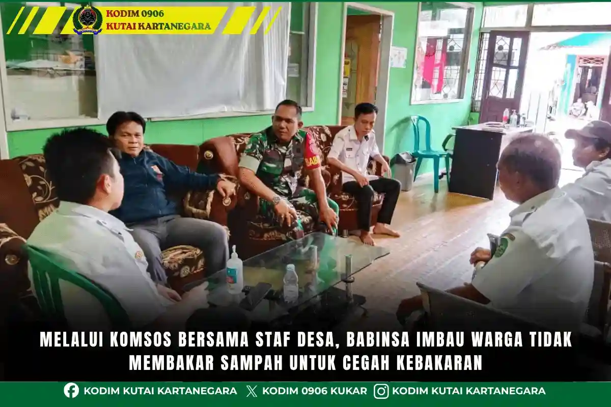 Melalui Komsos Bersama Staf Desa, Babinsa Imbau Warga Tidak Membakar Sampah Cegah Kebakaran